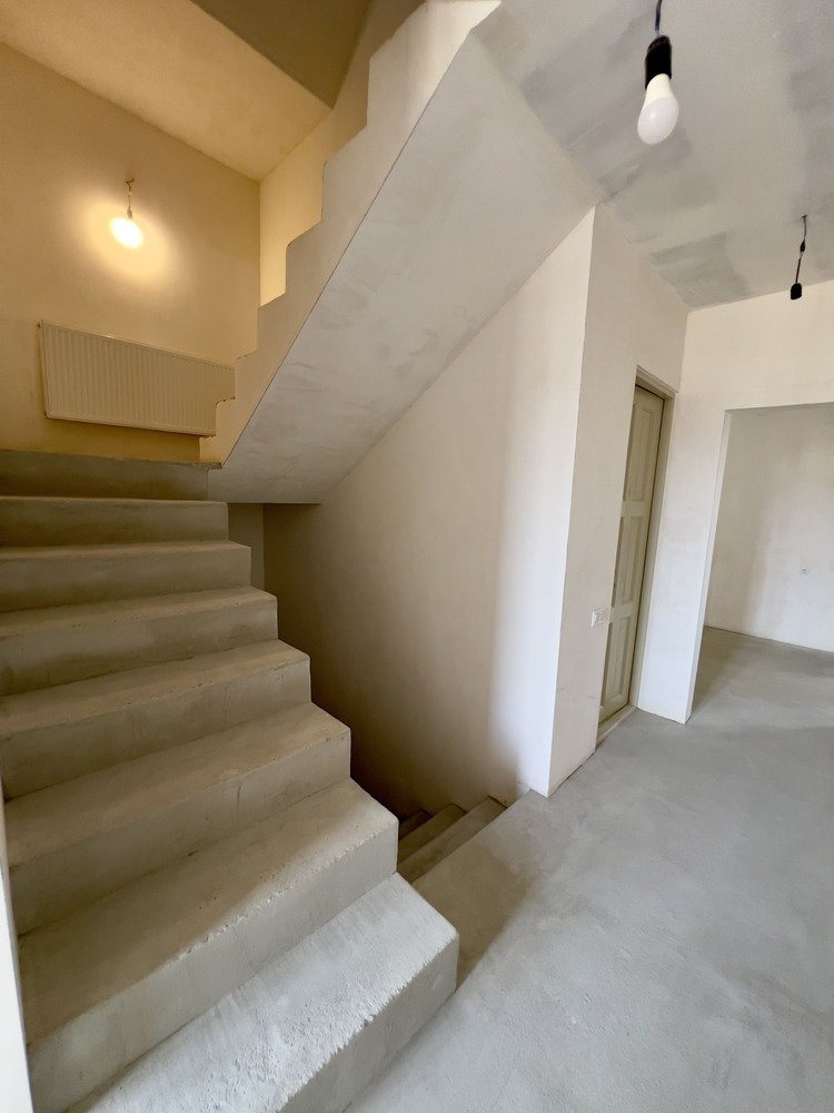 Floor 2