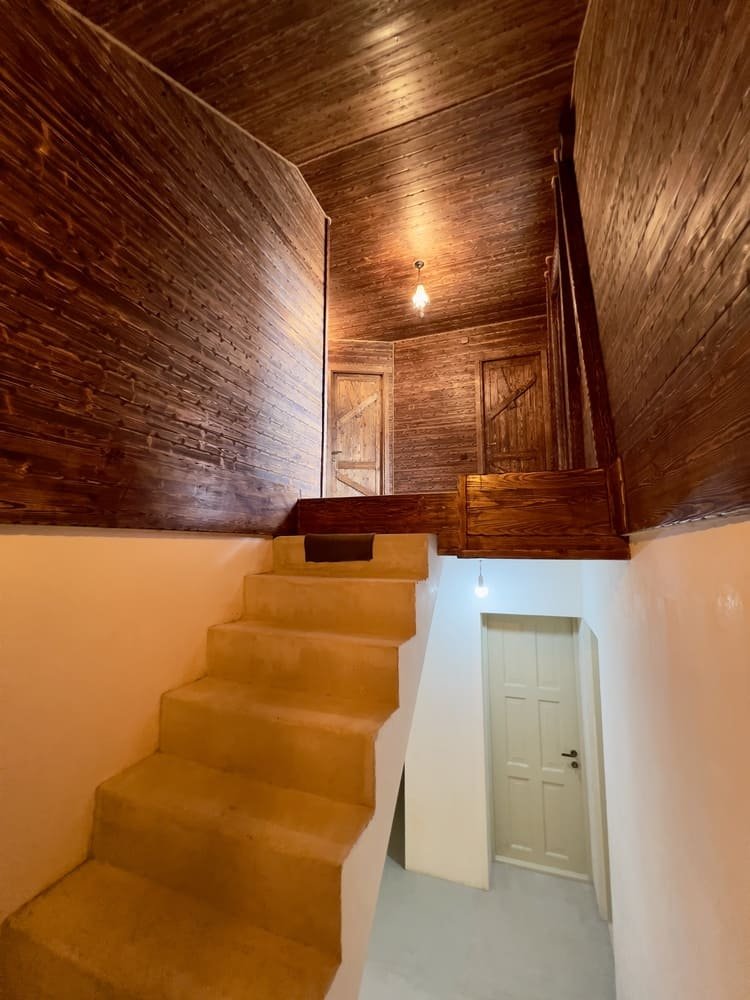 Floor 4